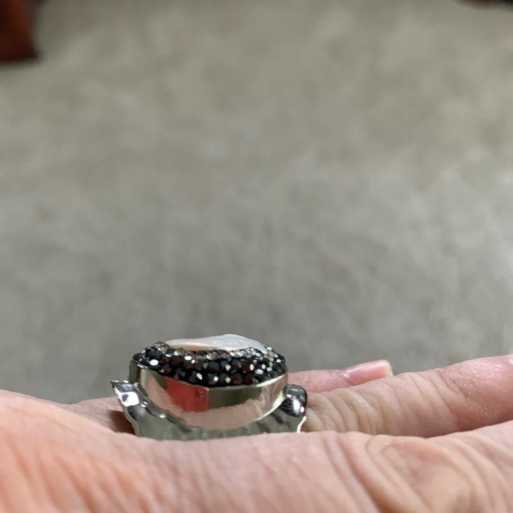 Pearl and rhinestone ring - Picture 4 of 5